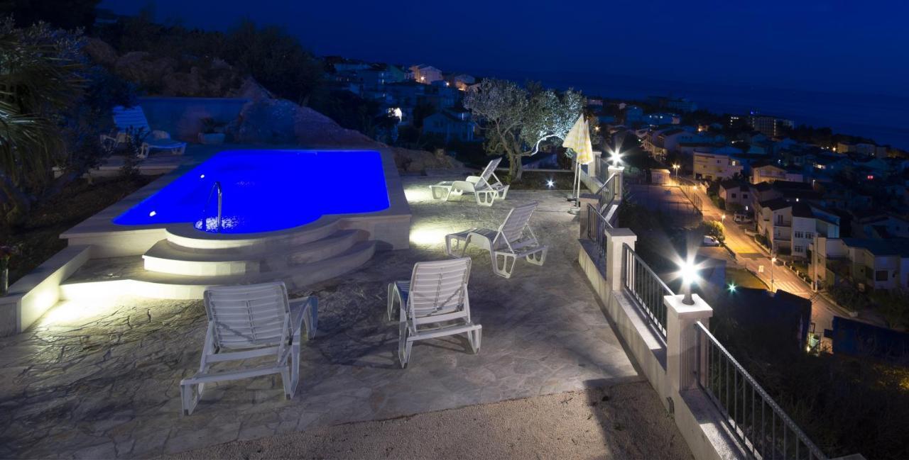 Family Friendly Apartments With A Swimming Pool Baska Voda, Makarska - 12442 Exterior photo