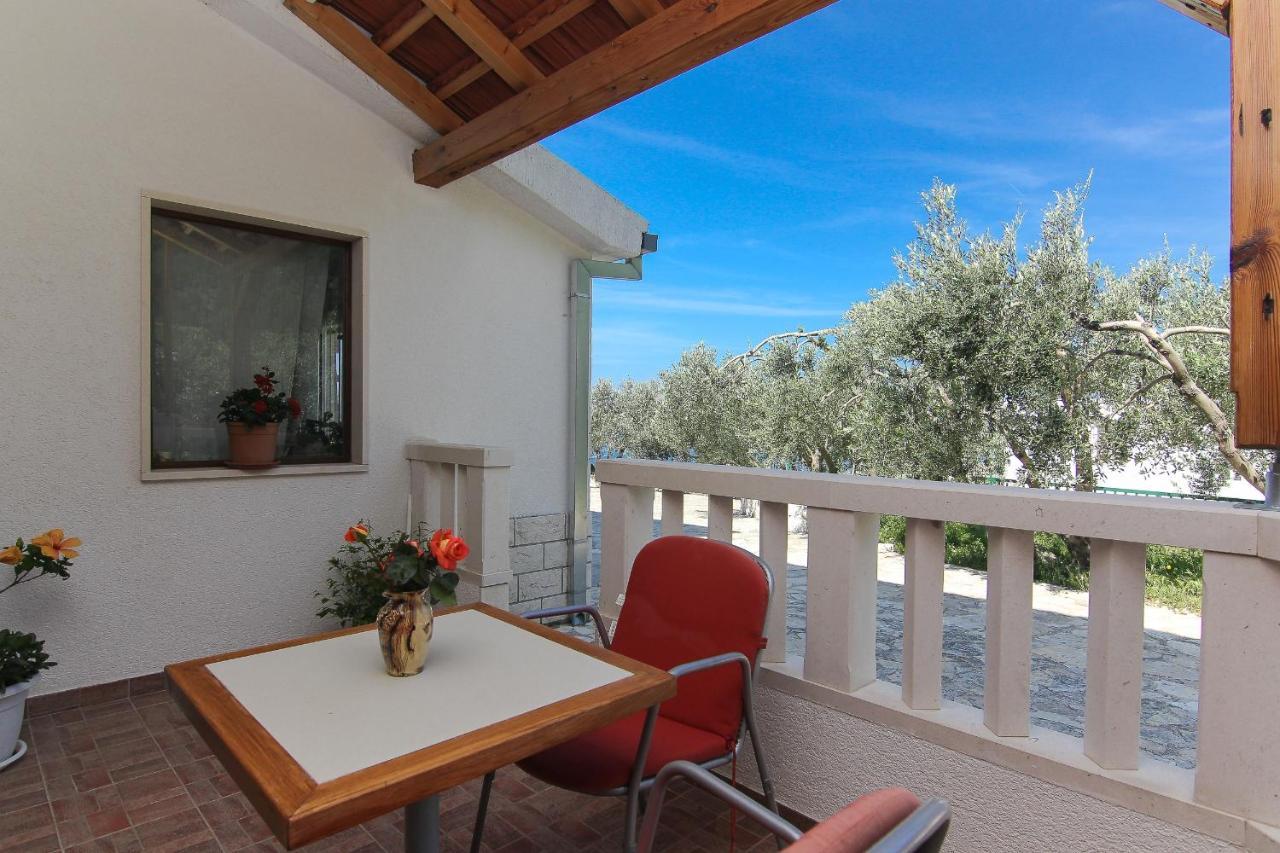 Family Friendly Apartments With A Swimming Pool Baska Voda, Makarska - 12442 Exterior photo
