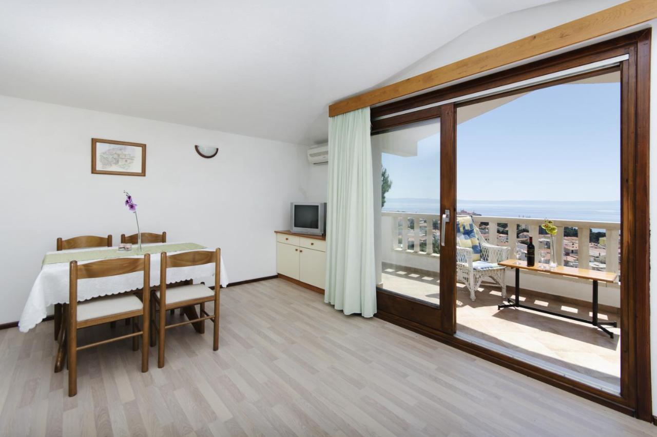 Family Friendly Apartments With A Swimming Pool Baska Voda, Makarska - 12442 Exterior photo