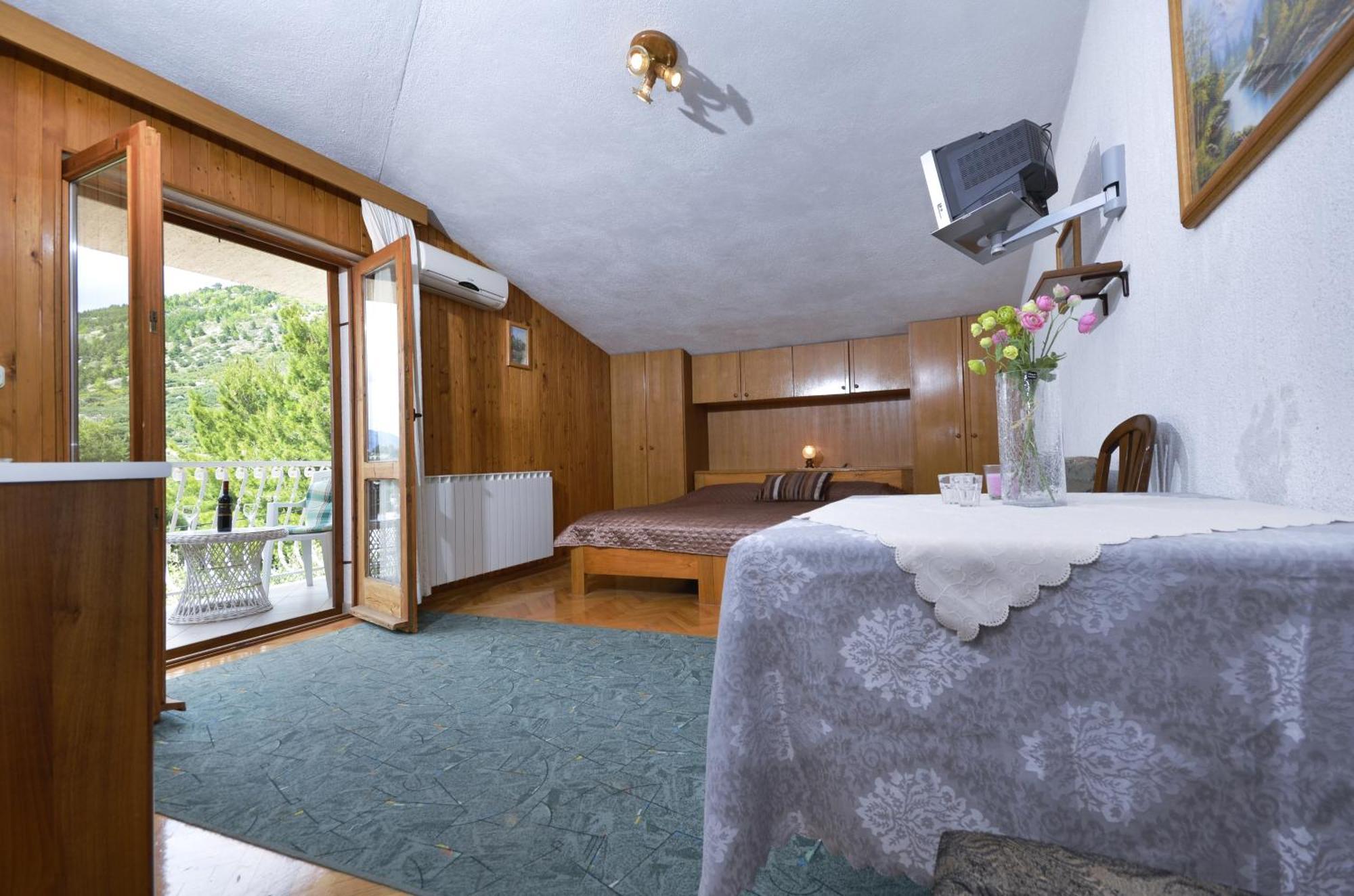 Family Friendly Apartments With A Swimming Pool Baska Voda, Makarska - 12442 Room photo